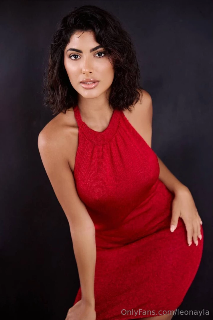 Photoshoots the key to femininity and beauty 