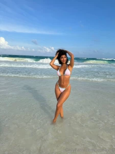 Beach babe alert ready to soak up the sun and dive into those