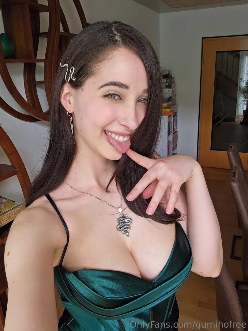 Call me the connoisseur of facial expressions cause part 1 