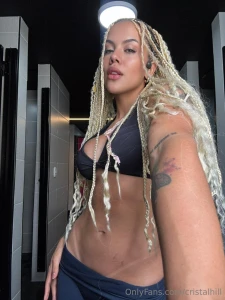 Livestream tonight see u there amor 11 pm esp