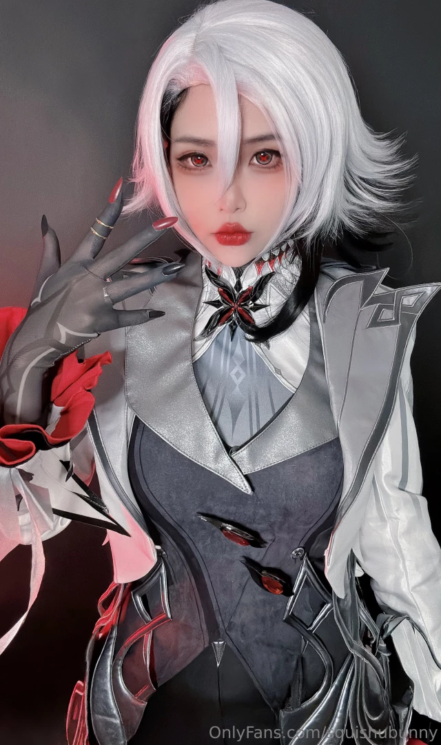 Arlecchino cosplay from genshin with her new official outfit and 