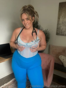 I m so horny daddy i need you big throbbing cock to satisfy mommy