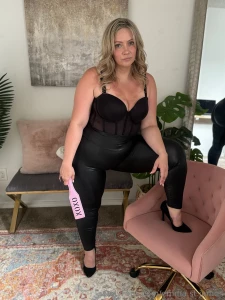 Are you up for some fun tonight i feel spicy