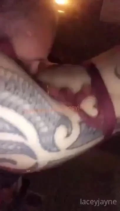 I love riding them tongues get this video in your dms its a 3 some too 