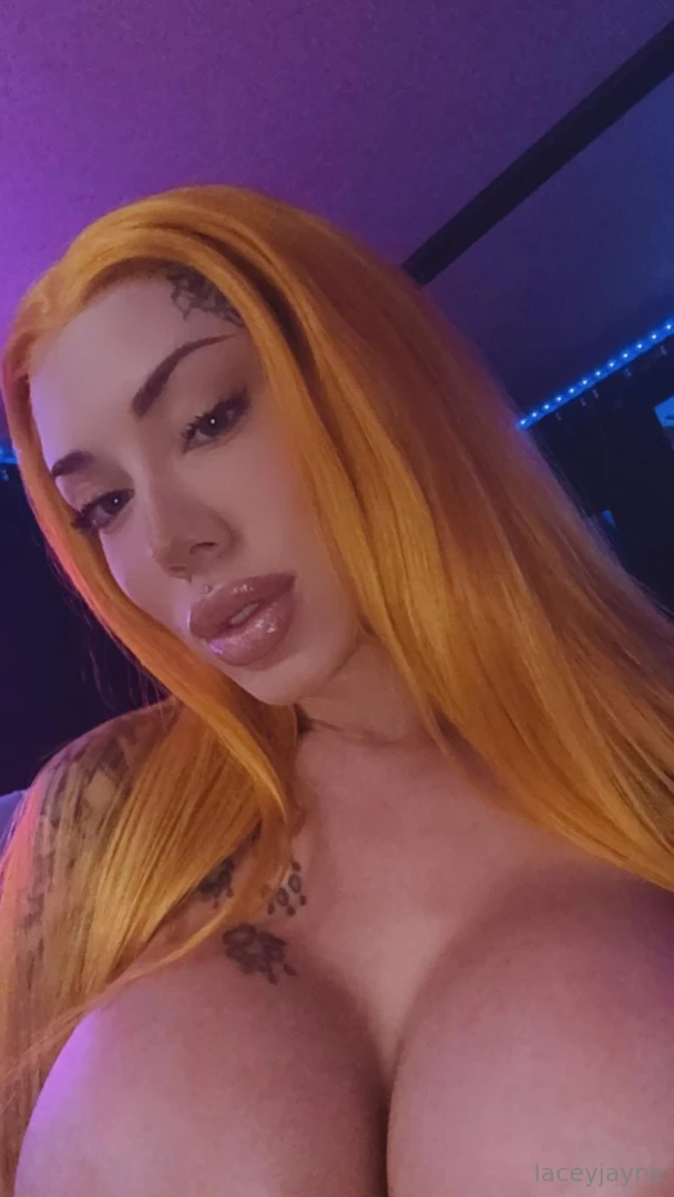 Do you wanna fuck them kiss them or make them messy first 