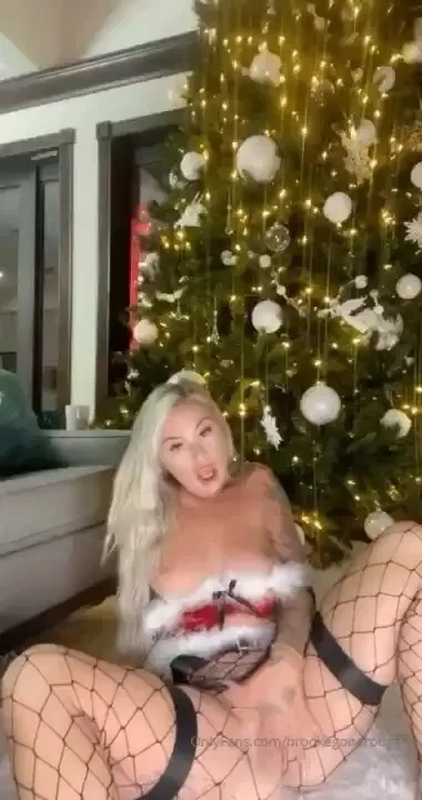 Christmas is cummming early your reward for being a loyal fan part 14 