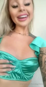 Come get a taste of the good stuff in my dms