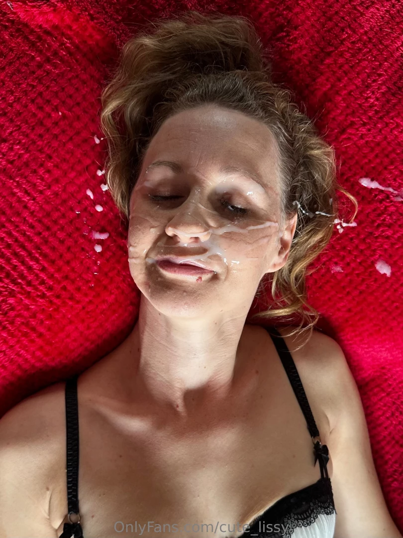 I nice side shot blowjob and facial hope you like this one x part 1 