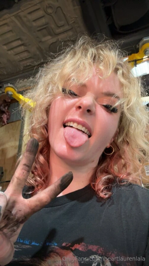 Vermilionvixenfree knows just how to get your motor revving nbsp she part 7 