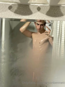 Post shower selfies part 14