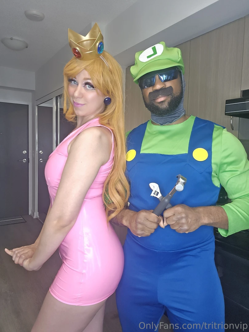 Fix my pipes w roseiquartzofficial princess peach gets luigi to fix part 1 