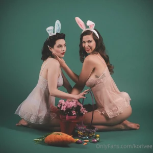 A lil throwback to last years easter set with modeladventurerfree