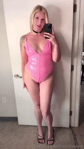 Posting pussy all day wanna see check out my vip link in profile part 15