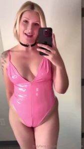 Posting pussy all day wanna see check out my vip link in profile part 16