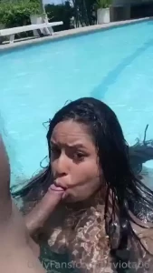 Nuevo video follada en la piscina obtenlo al dm new video fucked in
