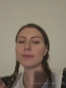 Mood right now is premi re vid o en fran ais second video in english part 1