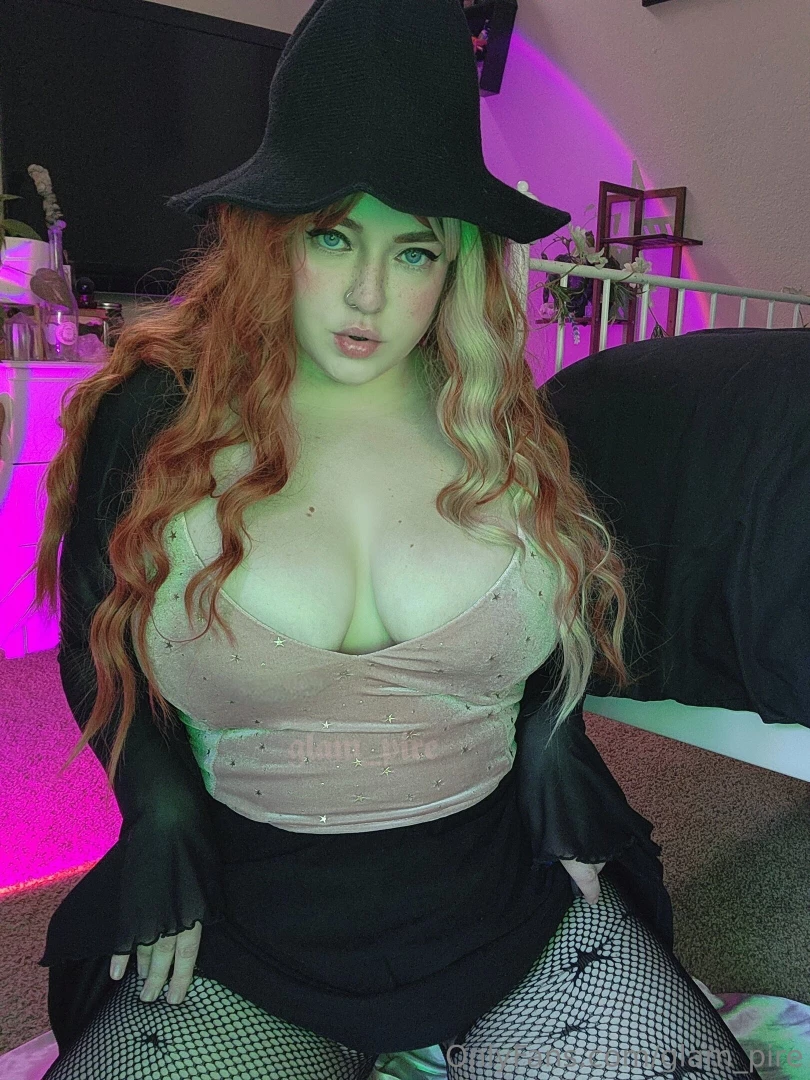 Who up pondering my orbs 