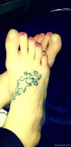 You like feet tip 3 if you have a foot fetish part 1