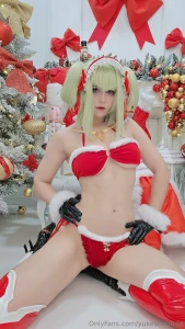 Wanna see the back view or some movies from this shoot over on my vip