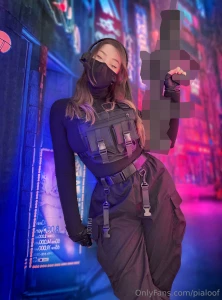 She attac she protec but most importantly she makes you erec do you