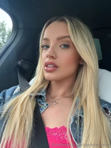 Lets have a staring contest part 2