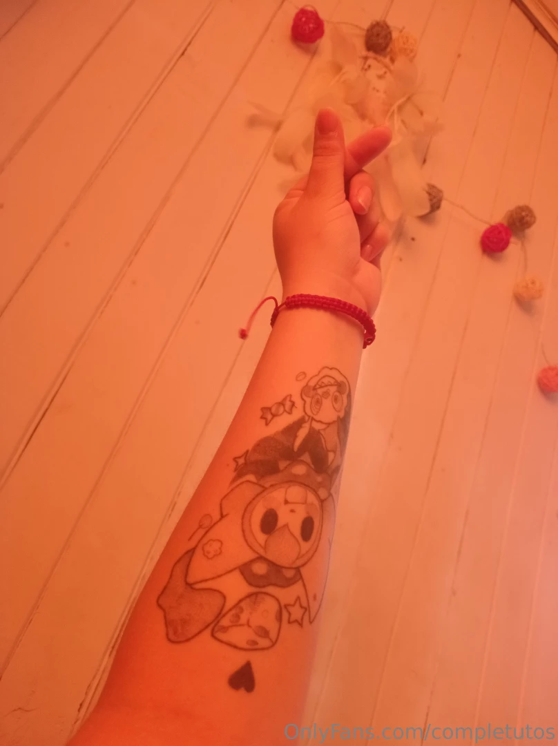 Este es mi tatuaje que mas me gusta uwu saben de que es 