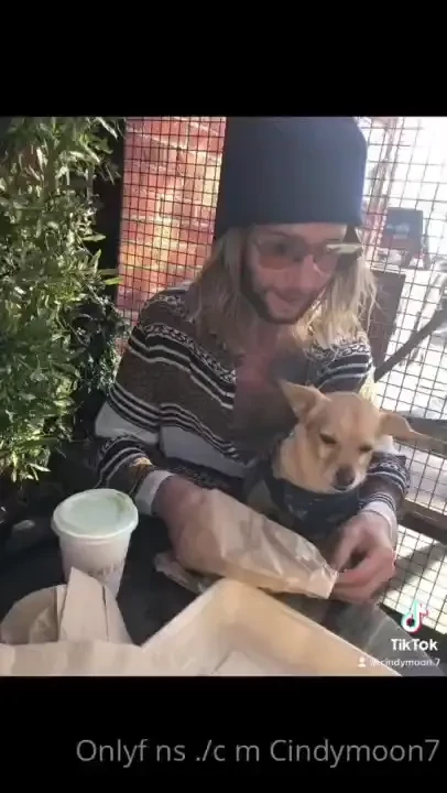 Happy fridays for fun and freedom i m about to relax with some yoga 