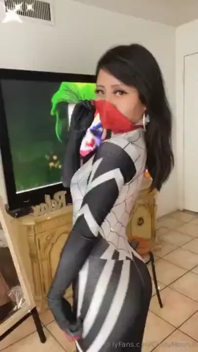 Another update my website for journalists and refugees is almost ready 