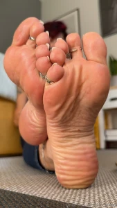 Happy new week for all barefoot or flip flops what is your downfall part 1