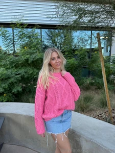 How does pink look on me part 5