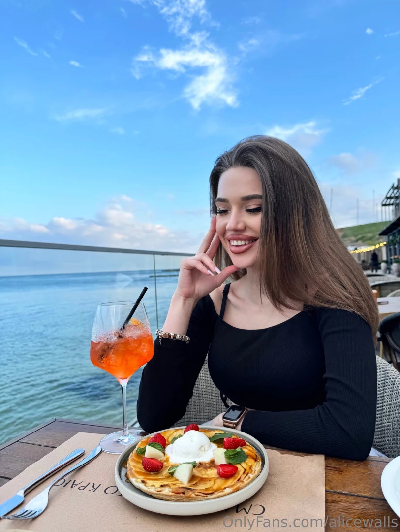 Watching the seashore helps us to feel harmony with the world around 