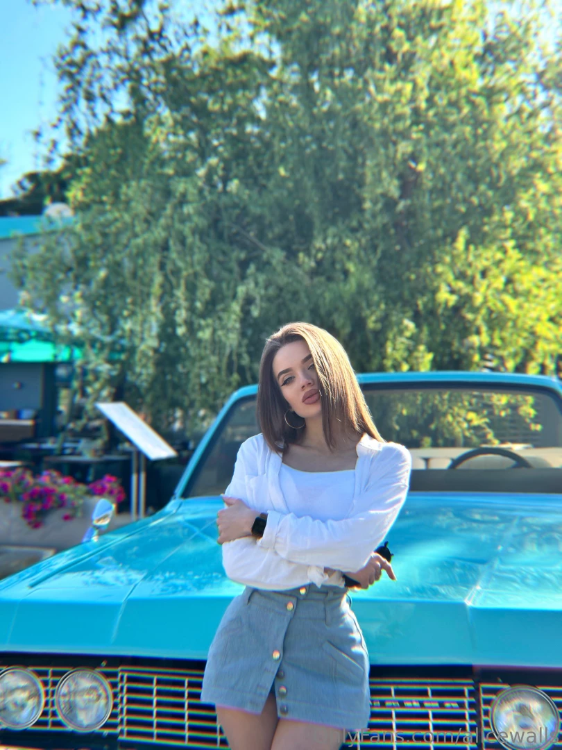 Emerald skies hot asphalt and lazy heat - a hot summer morning begins 