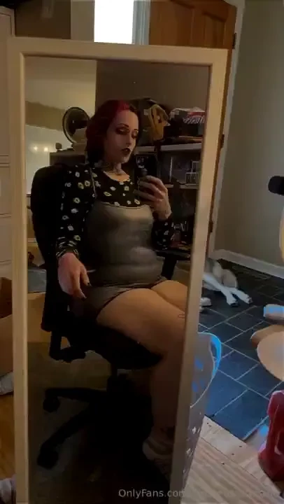 I don t think i ve ever been this attracted to a video of myself 