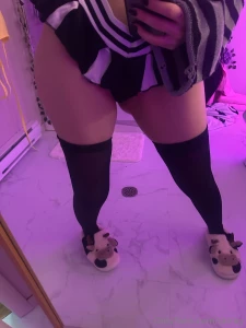 The cow slippers stay on