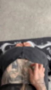 Would you look at my feet while i suck on your new 7 min bj video