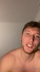 Hi just me tomorrow stay tuned a nice video where the lady fingers my