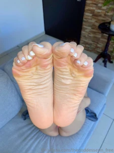 Right in your face full set and video on thegoddesserin