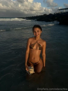 Sunkissed and waiting for you