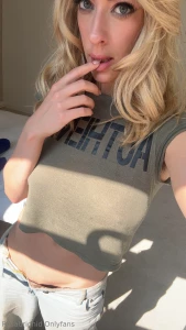 Busy day ahead at only tease radiating hotness