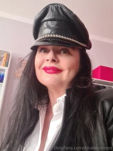 This is how i look right now which photo you like more you choose left part 1