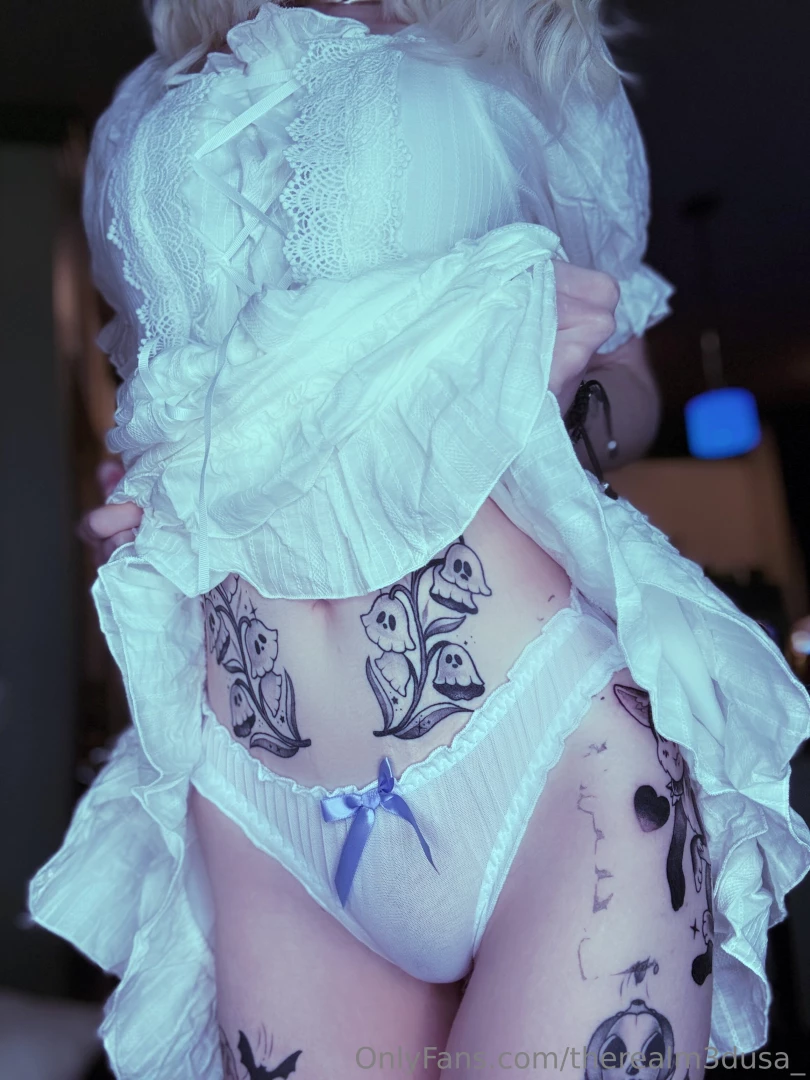 U wanna see what s under my lil dress part 3 