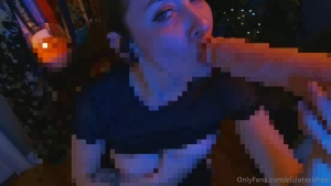 Meet me in the library we have to stay quiet while we get each other part 1