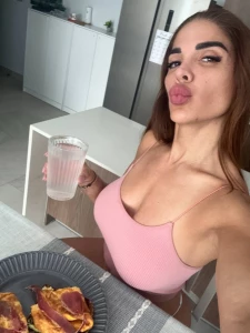 Tu que quieres desayunar what o you want for breakfast