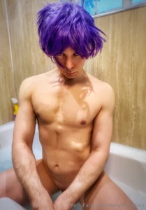 Who is up for a bath with me