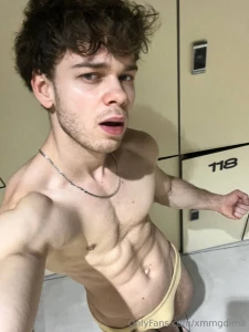 Do you like athletic guys fitness model kiri nbsp kiri_m nbsp on his part 2