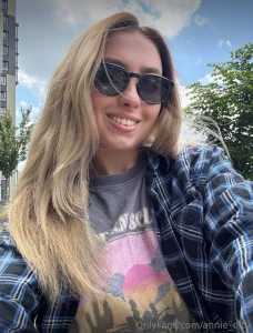 My live stream starts in 20 minutes are you ready to ask me questions