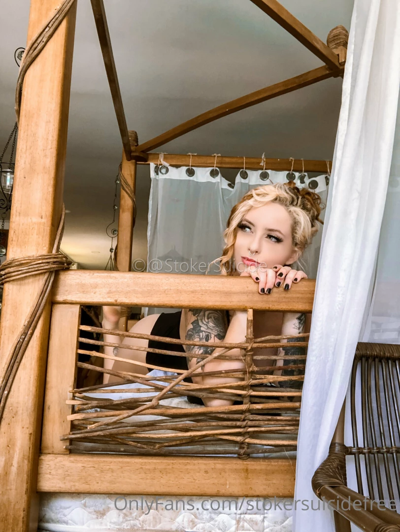 Come here spend more time with mee 