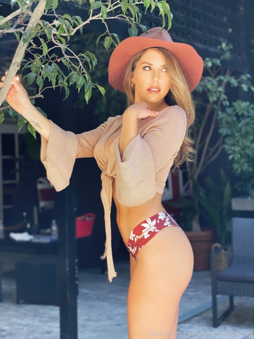 Hoping your weekend is full of sunshine amp happiness like all my 