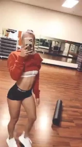 Finishing up at the gym right now then i ll be on here all night who