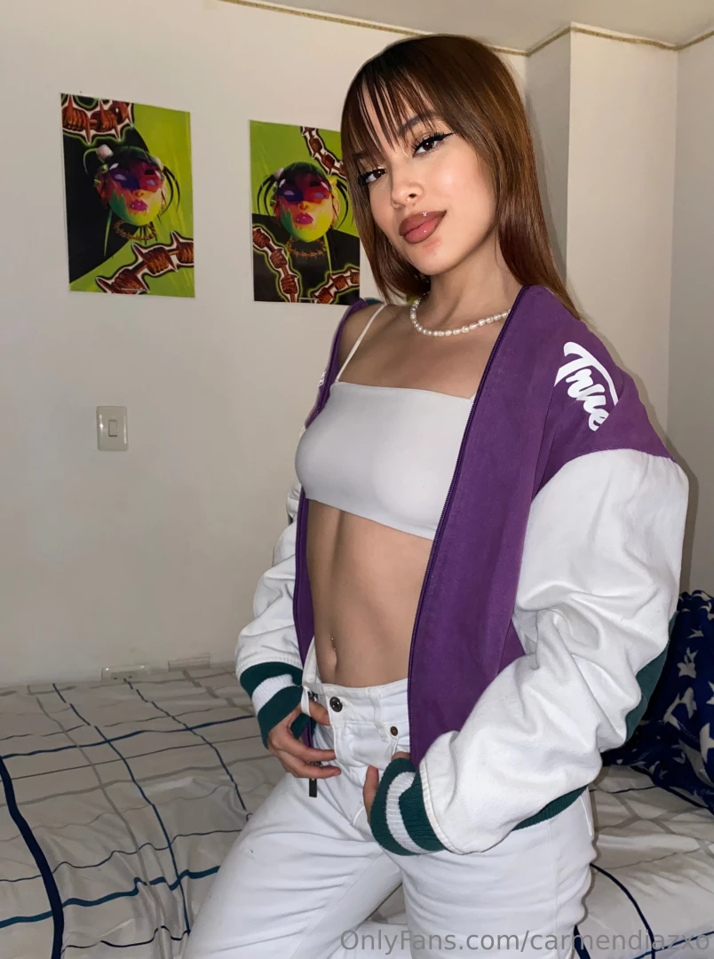 Come see what s behind the scenes 